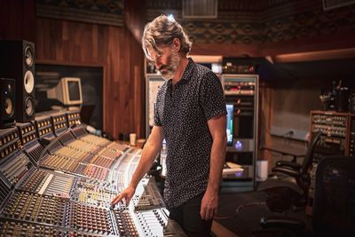 Jacquire King: 4-Time Grammy Winner Who Produced Adele 21, Kings of Leon & Foo Fighters